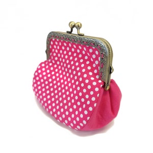 Pink and white polka dots vintage coin purse by Loli. Antique brass metal frame. Rockabilly. Rétro. Tiny handbag. Girl gift. Prom clutch image 2