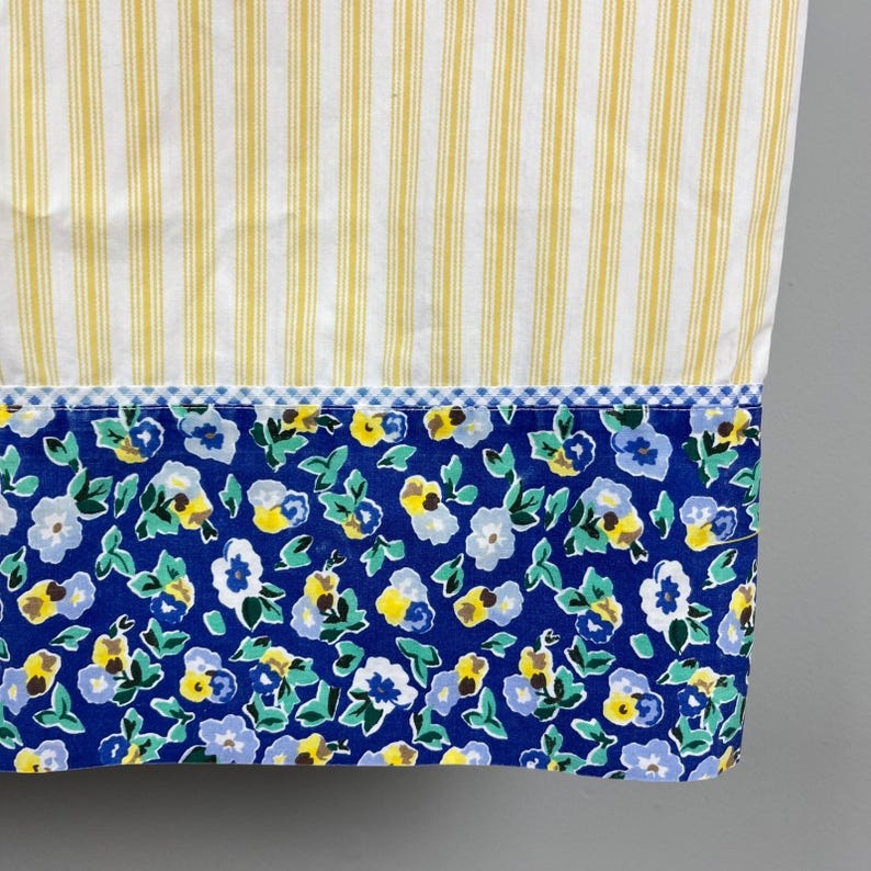 Set of 2 Vintage Laura Ashley Pillowcases Yellow Blue Floral Bedding Linens image 4