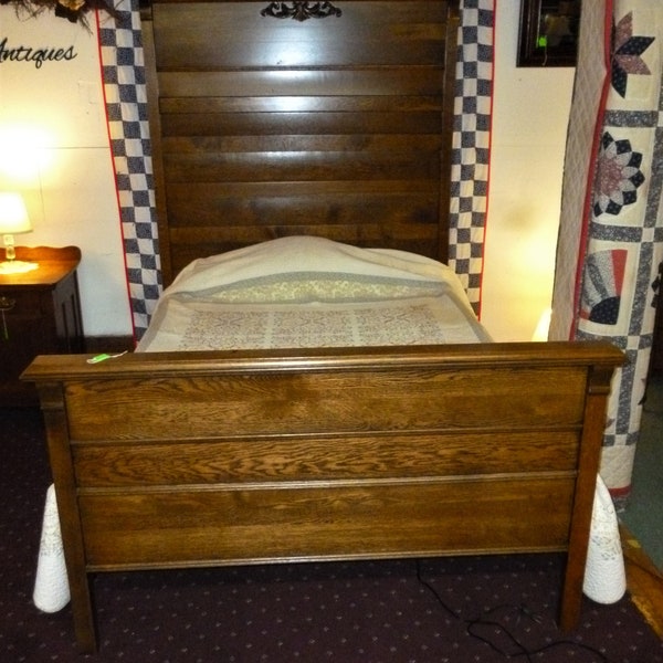 Antique Oak Queen Bed - Etsy