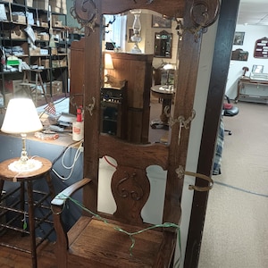 Antique Oak Hall seat rack tree 1900&#39;s shipping calculator incorrect, buyer to pay and contract a freight co. to pick up.