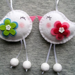 Cute Bird Felt Ornaments, Bird Decor, Bird Figurine Toy, Bird Home Decor Hanging , Set of 2 pieces