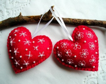 Red Hearts Christmas Felt Ornament, Christmas Decor, Christmas Gift, Handmade Embroidery