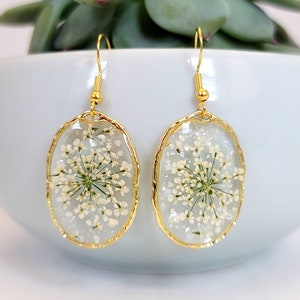 Handmade Resin Flower Earrings: Gold Oval Dangle Jewelry, Crushed Pearl Floral Preserved Earring