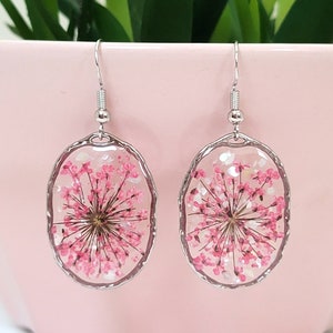 Handmade Dry Pressed Flower Resin Earrings, Silver Oval Dangle Jewelry, Flower Earrings, Resin Earrings, Real Flower Resin Drop Earrings