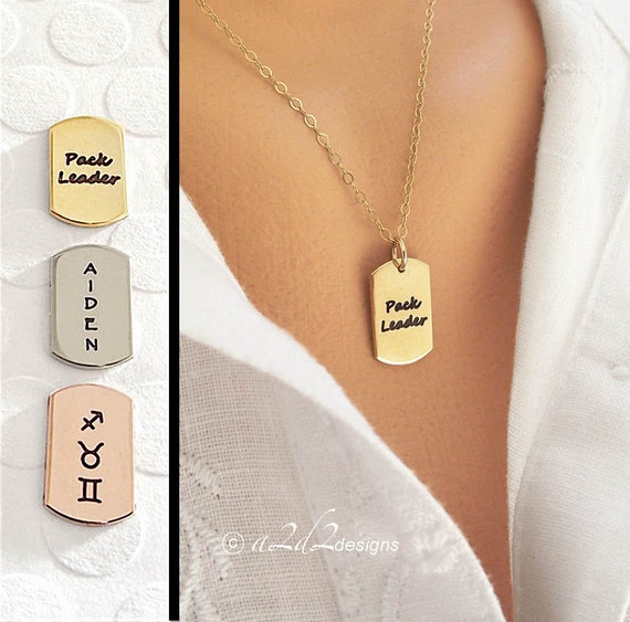 gold dog tag necklace womens