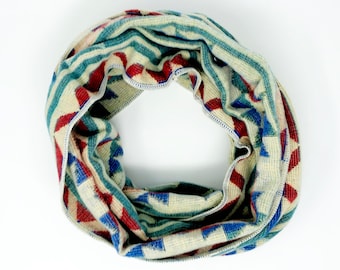 UNACHA / Pañuelo tribal infinito, hecho a mano y apto para veganos // 302