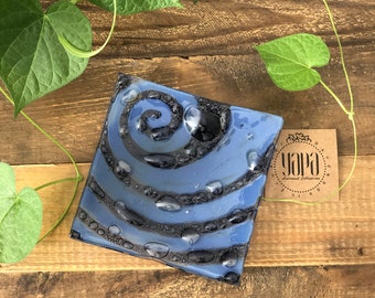 MATI, Bandeja para llaves y anillos de vidrio fusionado, hecha a mano y apta para veganos