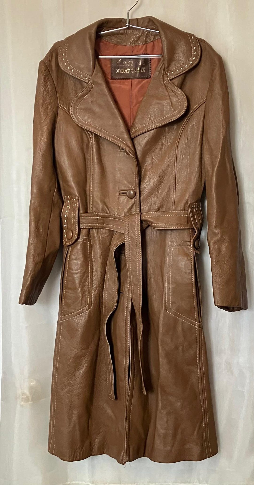 Vintage Dan Di Modes Caramel Colored Leather Trench Coat With Belt