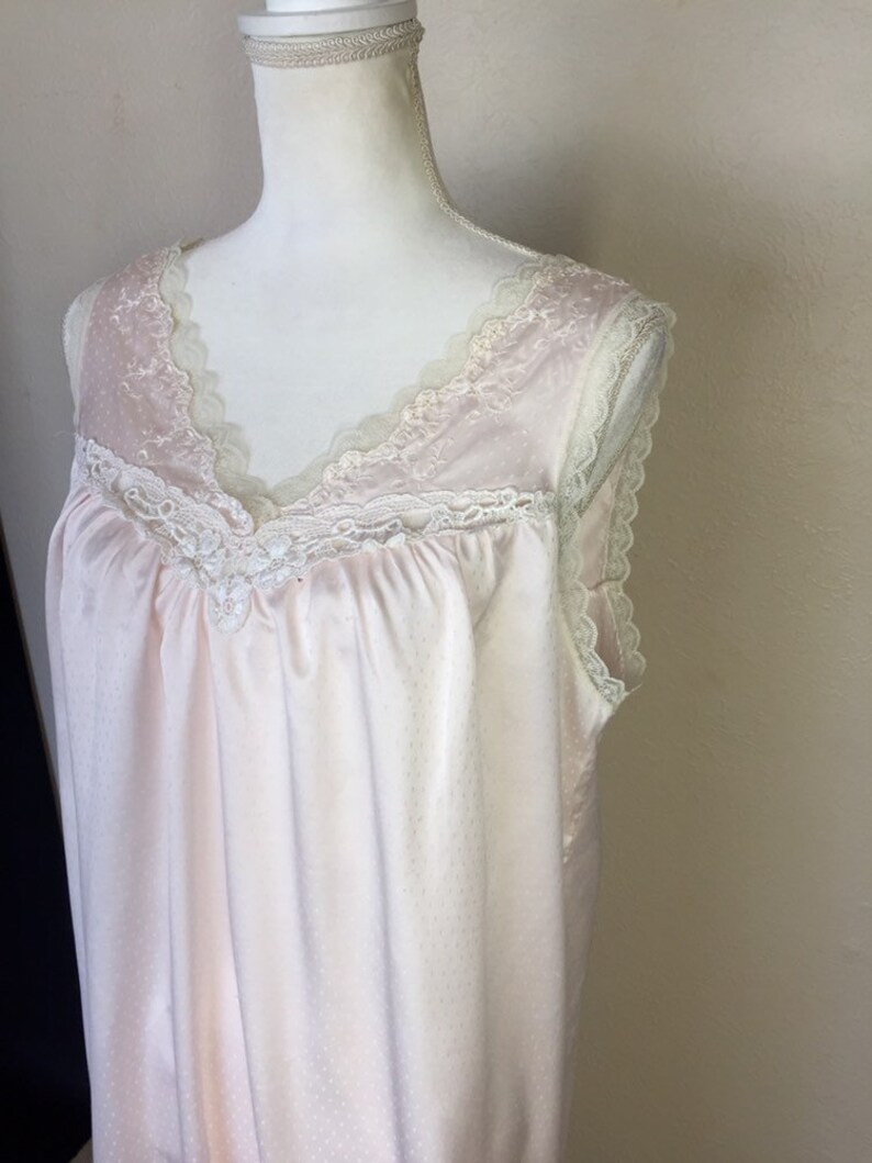 vintage miss elaine nightgowns