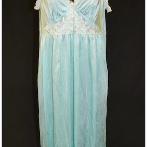 Vintage early Vandemere nightgown, blue, medium