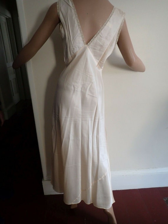Vintage 1940s Nightgown/Gown, Beautiful Silky Rayon, … Gem