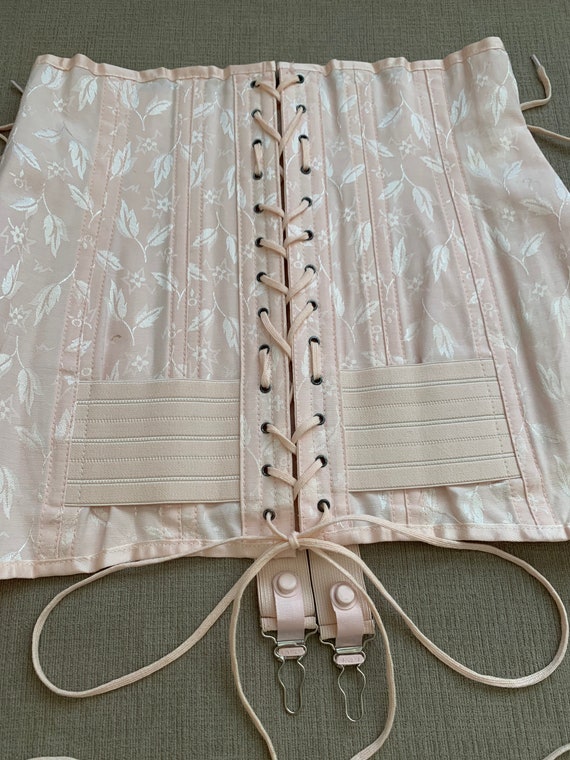 Vintage 1940s Open Bottom Girdle Corset by Merit Foundations, Lace Up,  Light Pink Jacquard Print Hook & Eye, Size 29, Rare Unusual Find -   Canada