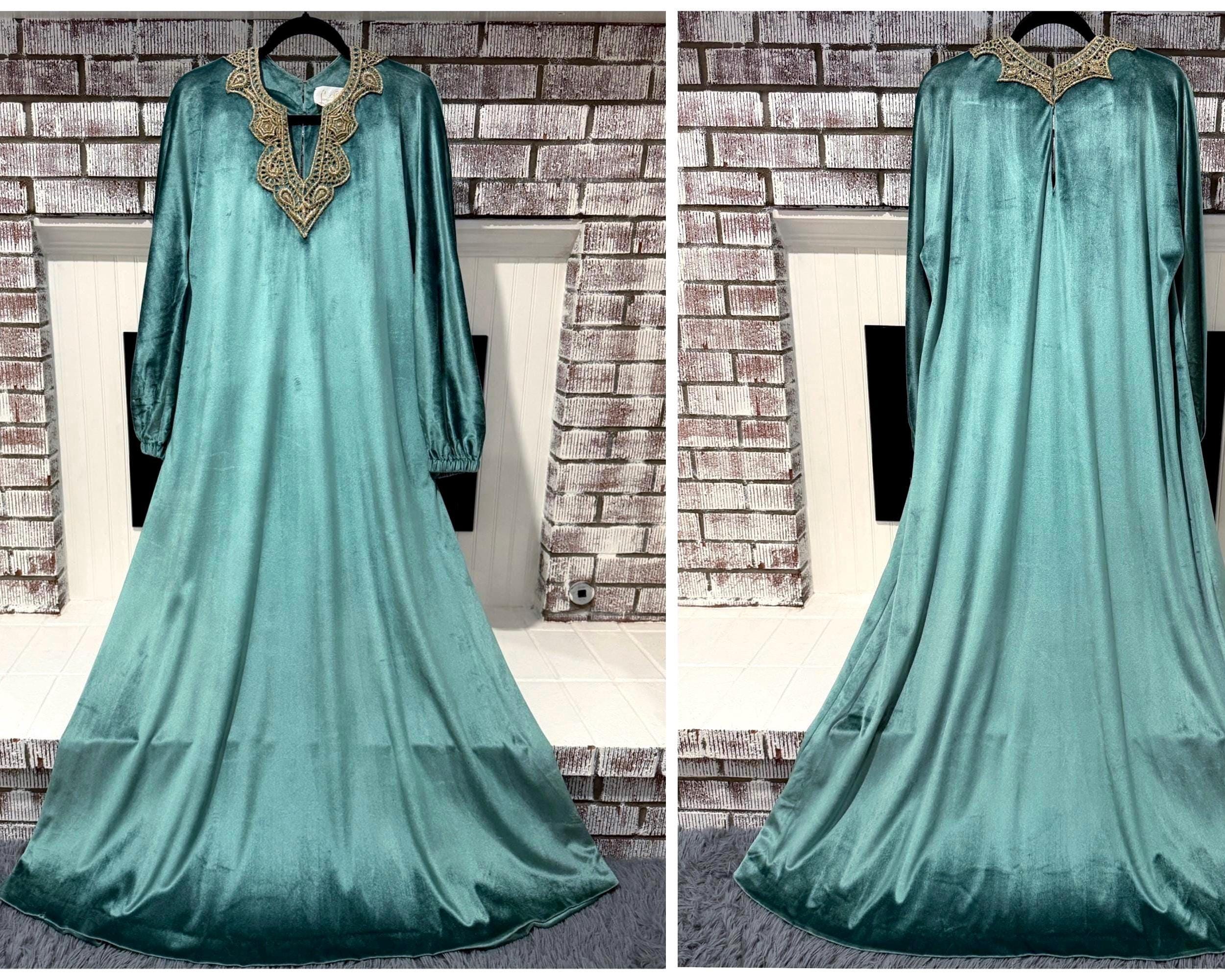Emerald Green and Gold Dress Women - Etsy Emerald Green and Gold Dress Women - Etsy