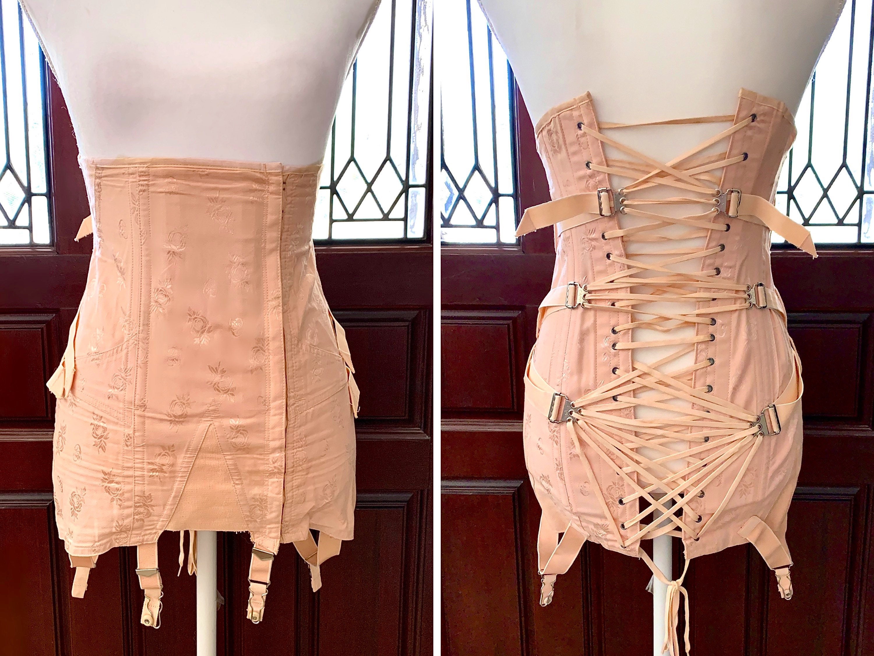 Vintage 1940s CAMP Corset Open Bottom Girdle Fan Lacing Lace up Waist  Trainer, Light Pink Jacquard Print Hook & Eye,rare, Metal -  India