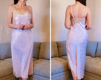 Vintage Sexy Nightgown/Negligee by Eve Stillman Neiman Marcus, Lavender Purple Spaghetti Straps with Cascading Exru Lace, Small