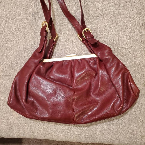 Vintage 1980s Latico NJ USA Burgundy Leather Ruched Shoulder Bag 14"x6" w 21" Straps, Clutch Closure, Retro