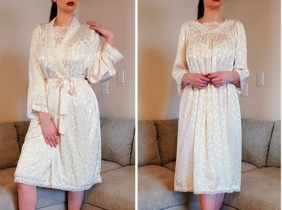 Vintage Dior Le Connaisseur Nightgown & Robe Set … - image 1