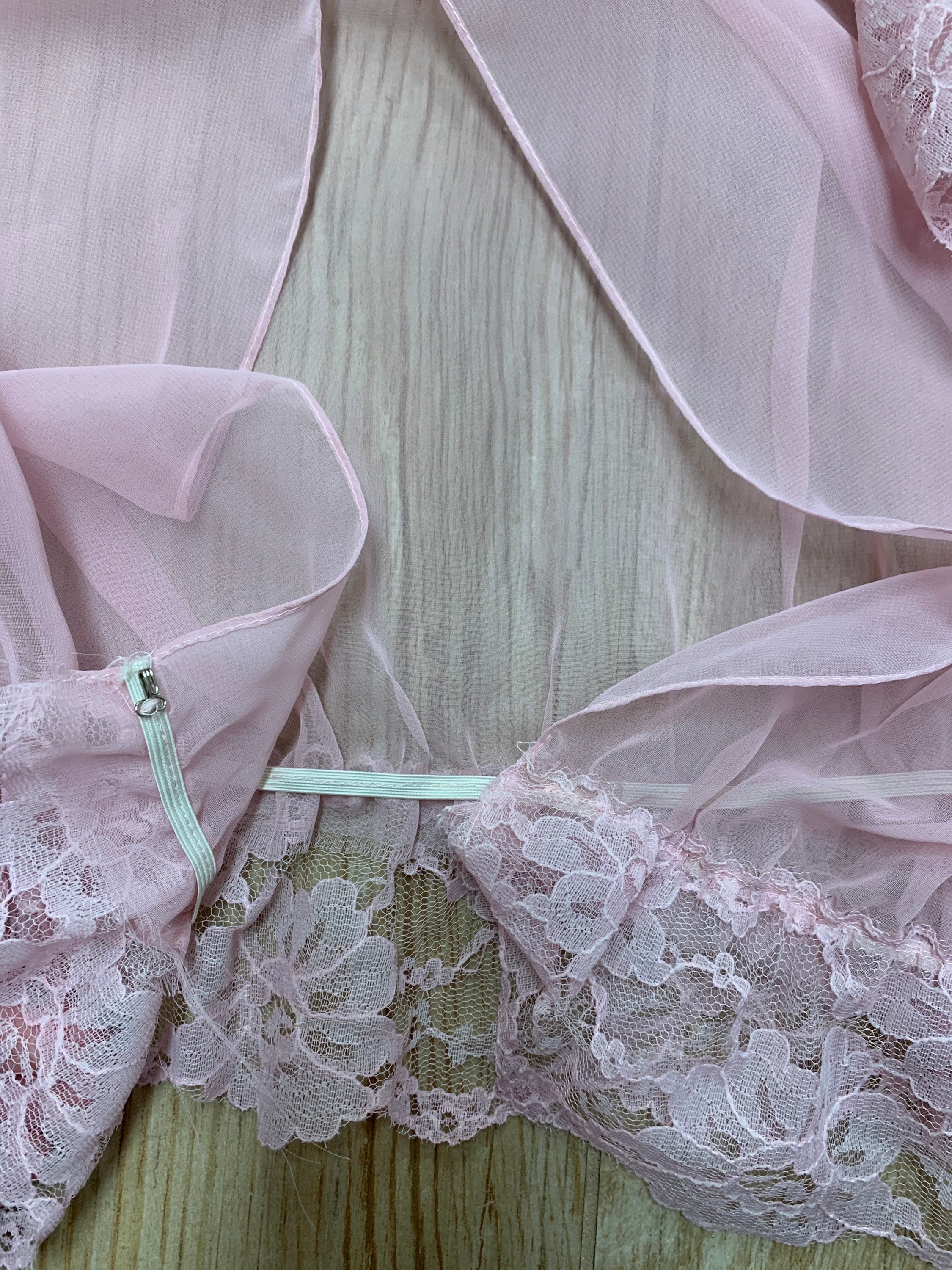 Antique Rose Silk Wool Chantilly Lace P269