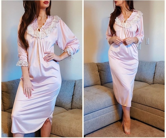 Chemise De Nuit Vintage GAFER – Rose Taille 42 Dentelle Et Volants | Ancien Stock Neuf Sans étiquettes