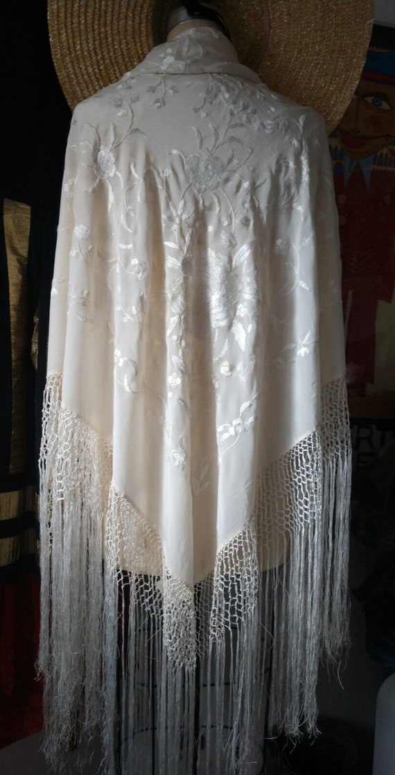 Antique Silk Piano Shawl Early 1900s /Victorian/E… - image 2