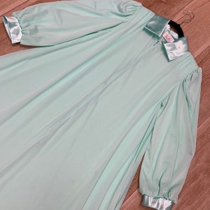 Vintage 1950s Lucie Ann Robe Dressing/Hostess Gown/Robe, Aqua Green, Satin Trim, Zip Front, Medium, Made in USA image 3