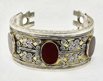 Tekke Turkoman Carnelian and Silver Cuff