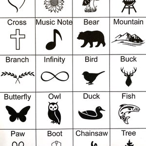 Pu&ograve; includere: Un foglio di design grafico in bianco e nero con 20 immagini diverse. Le immagini includono un cuore, un girasole, un fungo, un barbecue, una croce, una nota musicale, un orso, una montagna, un ramo, un simbolo di infinito, un uccello, un cervo, una farfalla, un gufo, un'anatra, un pesce, un'impronta di zampa, uno stivale, una motosega e un albero.