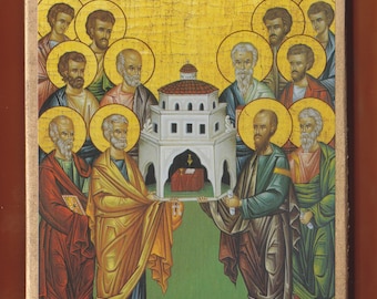 Può includere: Un'icona religiosa che raffigura i dodici apostoli che portano un piccolo edificio bianco. L'icona è dipinta in uno stile tradizionale con colori vivaci e accenti dorati. Il testo in alto recita "Η ΣΥΝΑΞΙΣ ΤΩΝ ΑΓΙΩΝ ΔΩΔΕΚΑ ΑΠΟΣΤΟΛΩΝ".