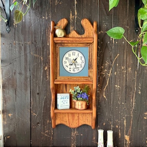 Vintage Wooden Wall Shelf with Clock – Country Farmhouse Barn Kitchen Decor