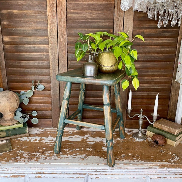 Vintage French Country Farmhouse Wooden Stool with Distressed Dark Green Paint and Turned Wood Legs, Rustic Plant Riser or Display Stool