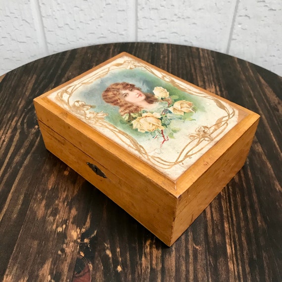 Vintage Rustic Shabby Victorian Style Wooden Dresser Box, Jewelry Box, Trinket Box, Keepsake Box, #7
