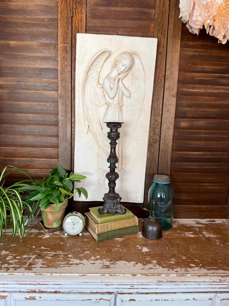 Antique Style Baroque Candlestick Holder or Plant Pedestal featuring Figural Faces and Ornate Details, bild 12