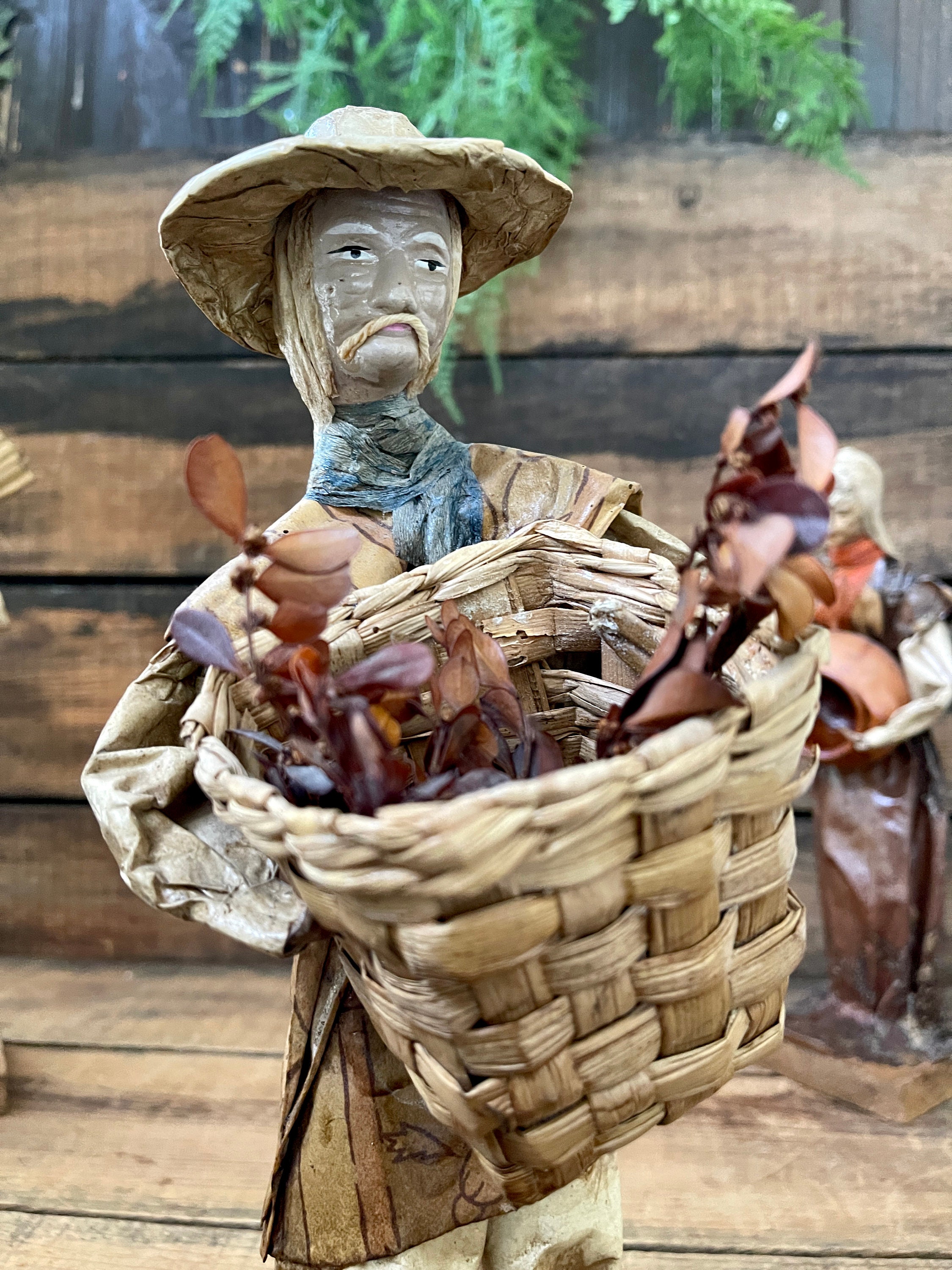 Set of 4 Mexican Paper Mache' Figures,vintage Collectible Set of 4 Mexican Paper Mache' Figures,vintage Collectible