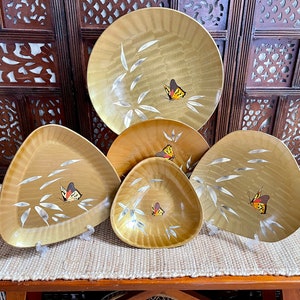 SET 5 Mid Century Catalina Woodenware Plates, Decorative Serving Trays, 1960s Gold Lacquered Hand Painted Butterly and Bamboo Leaves #7