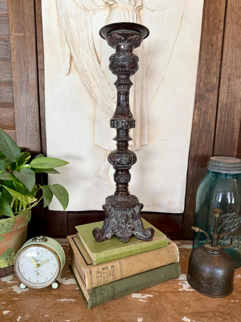 Antique Style Baroque Candlestick Holder or Plant Pedestal featuring Figural Faces and Ornate Details, bild 10