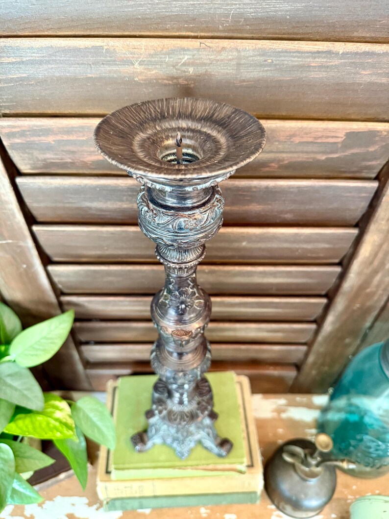 Antique Style Baroque Candlestick Holder or Plant Pedestal featuring Figural Faces and Ornate Details, bild 18