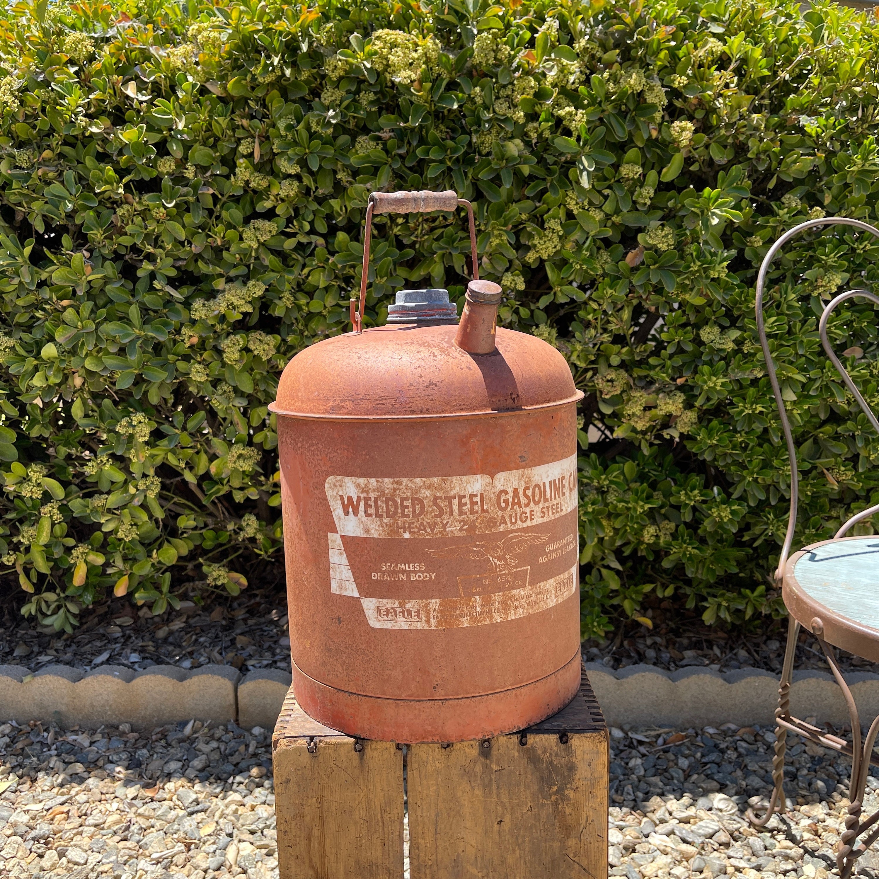 Eagle Gas Can - Etsy display picture 1