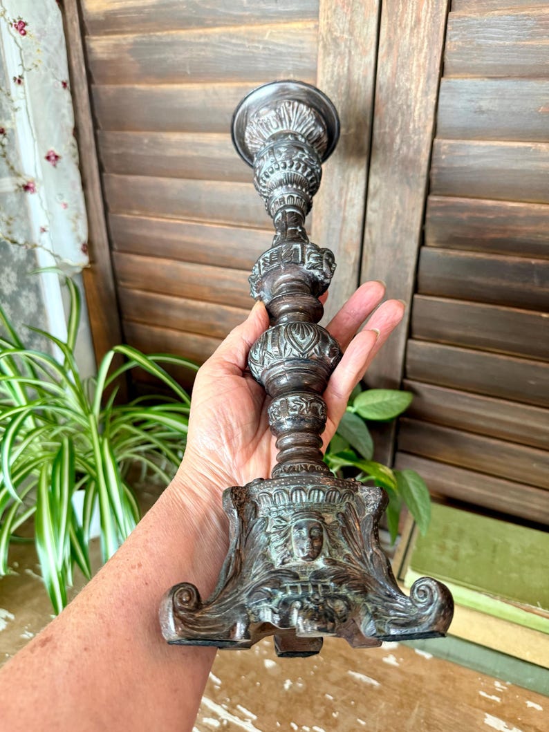 Antique Style Baroque Candlestick Holder or Plant Pedestal featuring Figural Faces and Ornate Details, bild 13