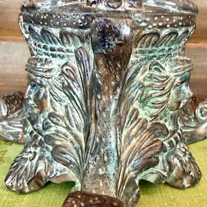 Antique Style Baroque Candlestick Holder or Plant Pedestal featuring Figural Faces and Ornate Details, bild 7