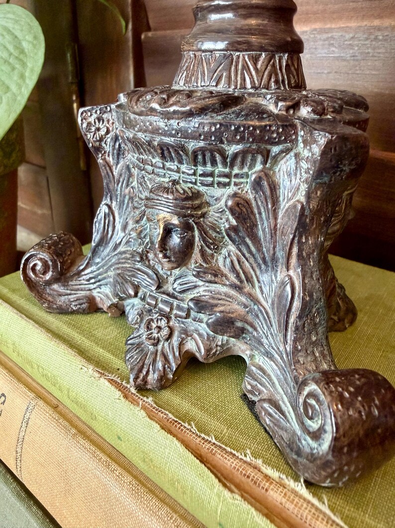 Antique Style Baroque Candlestick Holder or Plant Pedestal featuring Figural Faces and Ornate Details, bild 6