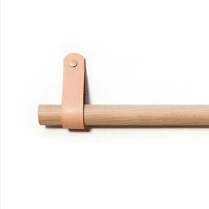 Single Leather Curtain Pole 0-720cm / 0-283.5&quot; (Natural Oak, Walnut, Beech, Black, White)