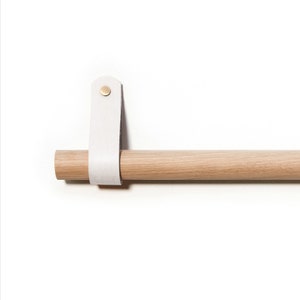 Single Leather Curtain Pole 0-720cm / 0-283.5&quot; (Natural Oak, Walnut, Beech, Black, White)