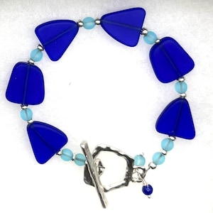 Cobalt Blue Cultured Sea Glass Bracelet | Geometric Free Form Coastal Jewelry 7.5 Inch with toggle clasp