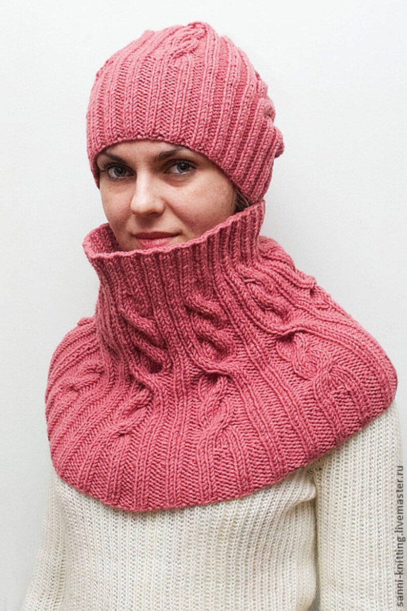 women/'s hat Knitted dusty rose wool hat and cowl women/'s winter set knitted snood knitted neck warmer tea rose set knitted pink set