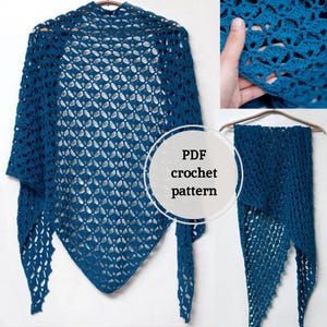 Puede incluir: Un chal de ganchillo azul turquesa con un patrón de encaje. Patrón de ganchillo PDF.
