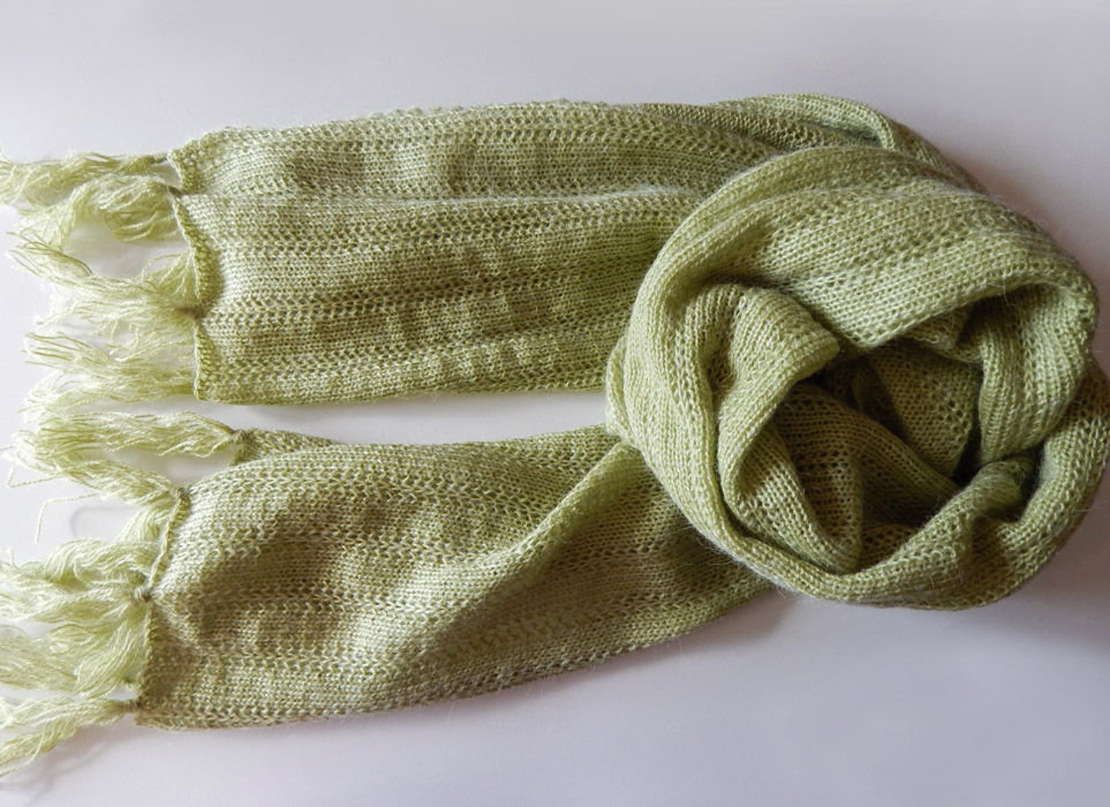 Écharpe en mohair vert clair tricotée écharpe en laine vert | Etsy