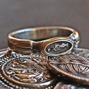 vintage ring, rustic ring, carved ring, saint ring, signet ring, charm ring, St Mary ring, Christian ring, Catholic ring, medieval ring