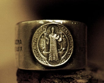 St. Benedict silver coin installed heavy ring, recommended as a catholic religious ring