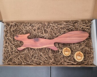 Handmade Wooden Squirrel Oven Rack Puller/Gift Box + Free Acorn Magnets/Rustic Kitchen Tool