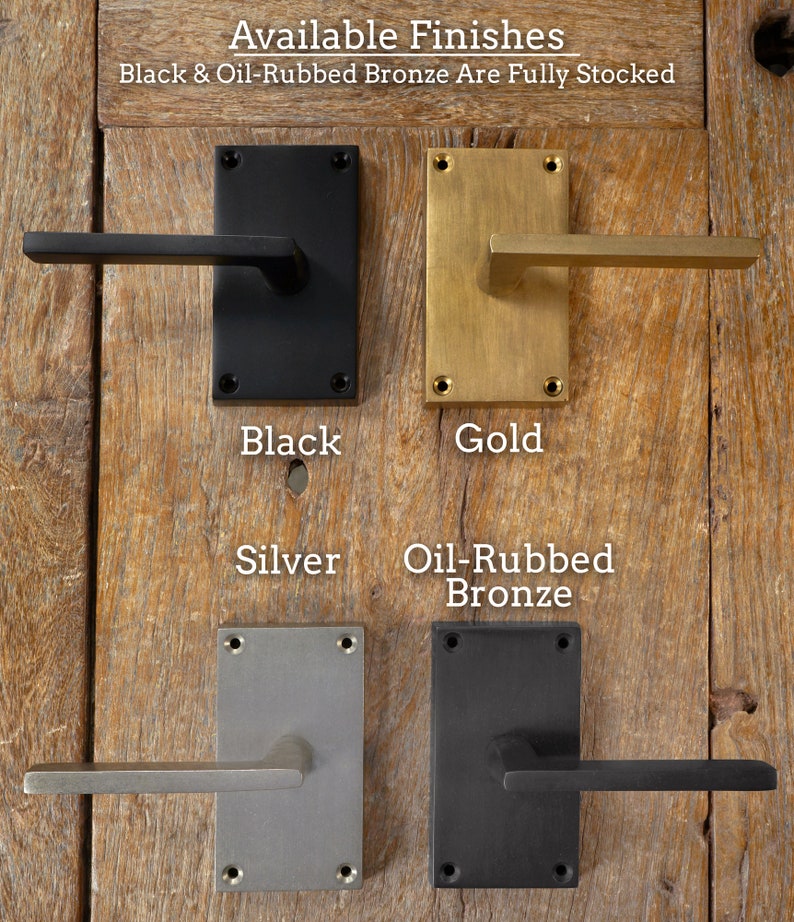 Peut inclure: Quatre poign&eacute;es de porte dans diff&eacute;rentes finitions&nbsp;: noir, or, argent et bronze huil&eacute;.  Available Finishes Black & Oil-Rubbed Bronze Are Fully Stocked.